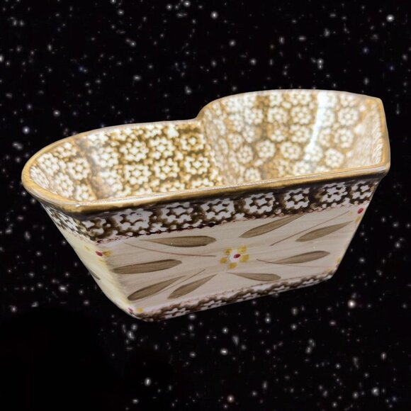 Temptations Ovenware by Tara Heart Shaped Green Bowl Old World 1QT FKI CERAMIC - Picture 6 of 10